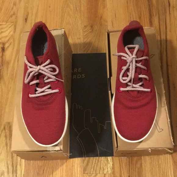 maroon allbirds